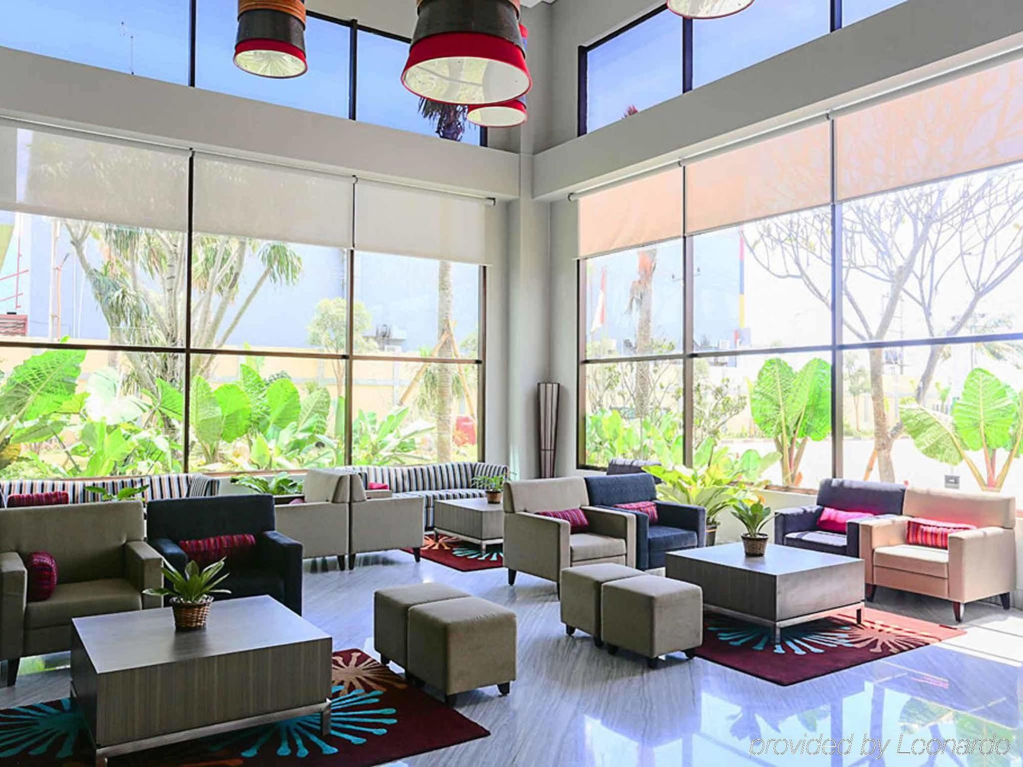 Mercure Palu Exterior foto