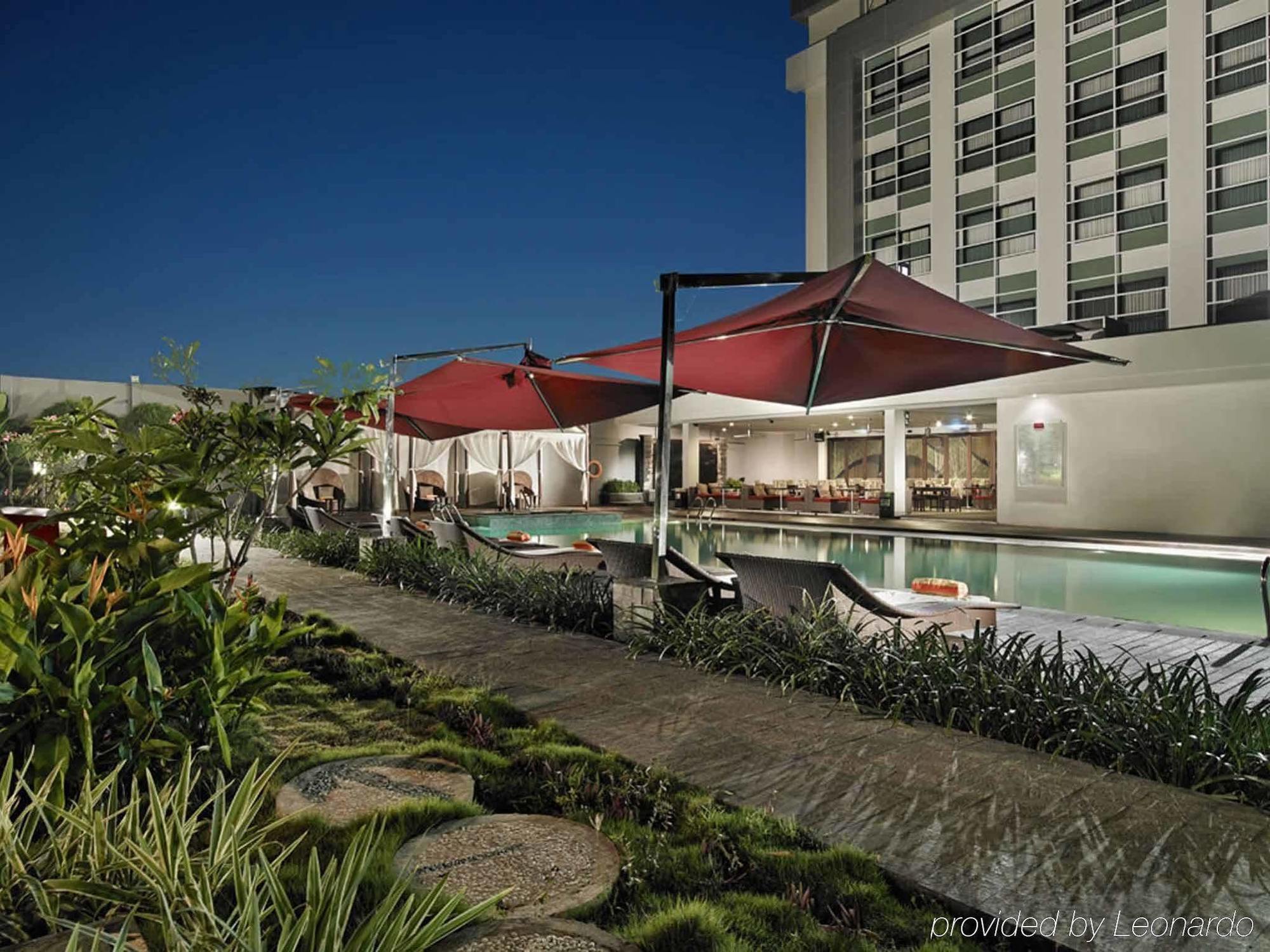 Mercure Palu Exterior foto